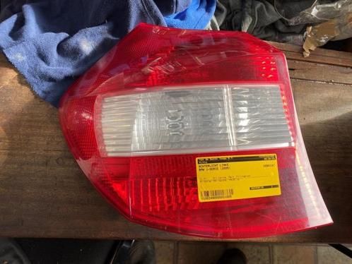 Achterlicht links van een BMW 1-Serie, Auto-onderdelen, Verlichting, BMW, Gebruikt, 3 maanden garantie