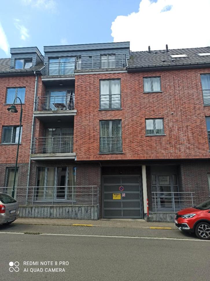 Emplacement parking couvert sur Haren/Evere, Immo, Garages & Places de parking, Bruxelles