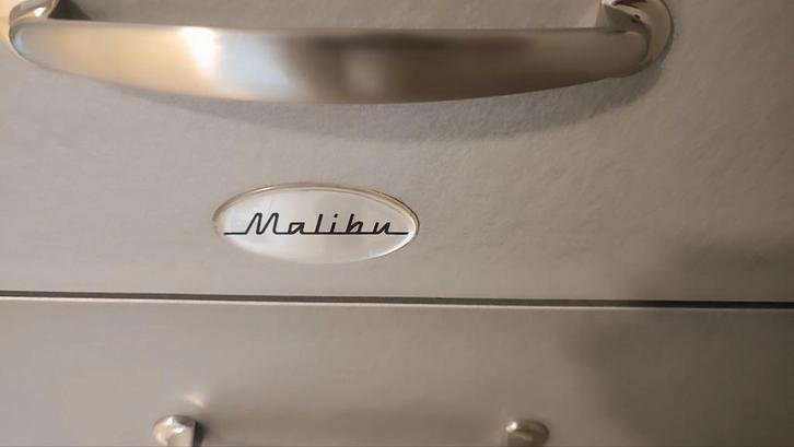 Malibu ladekast, Huis en Inrichting, Kasten | Ladekasten, Zo goed als nieuw, Ophalen