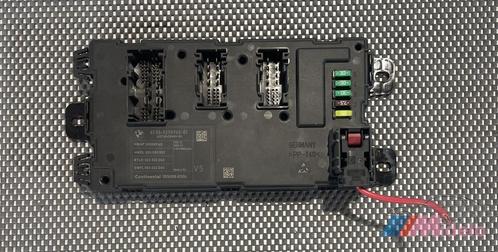 BMW F20/F21 ZEKERINGKAST 9298962-01, Auto-onderdelen, Elektronica en Kabels, BMW, Gebruikt, Ophalen of Verzenden
