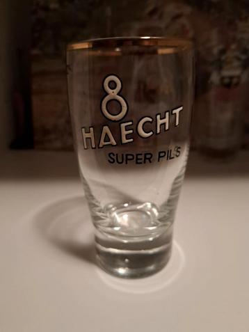 8 Haecht super pils 25 cl beschikbaar voor biedingen