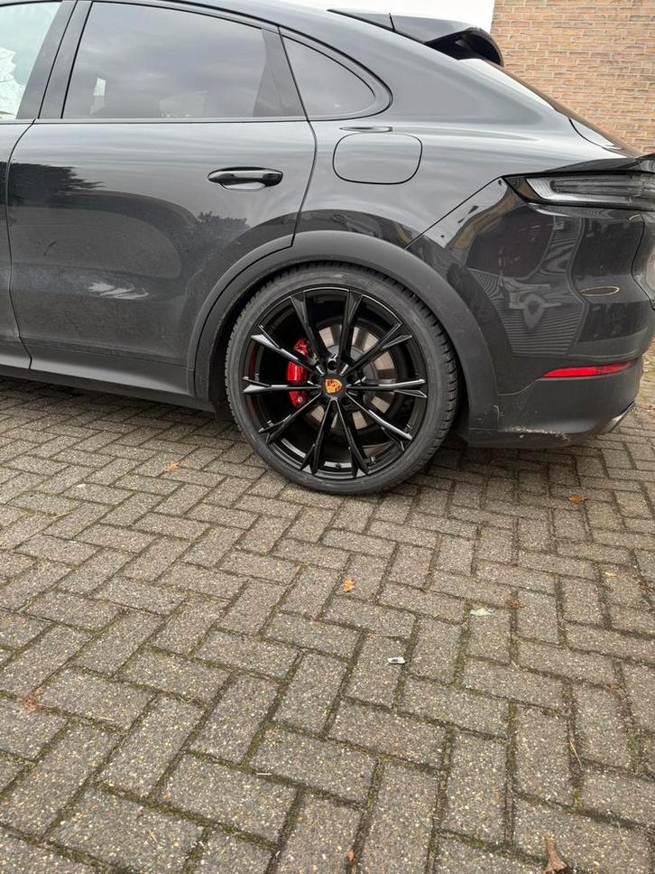 Aluvelgen breedset 23 inch  porsche new cayenne met winter, Auto-onderdelen, Banden en Velgen, Velg(en), Winterbanden, Overige maten