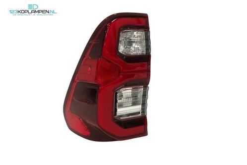 Toyota Hilux 8 Facelift achterlicht links, Auto-onderdelen, Verlichting, Toyota, Gebruikt, Herkomst onderdeel bekend, Verzenden
