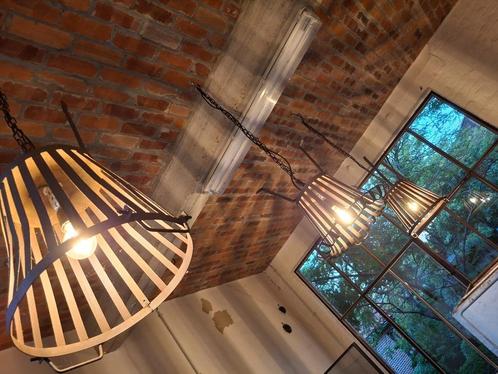 Stoere lampen uit hergebruikte vuurkorven – industrieel en s, Antiek en Kunst, Curiosa en Brocante, Ophalen