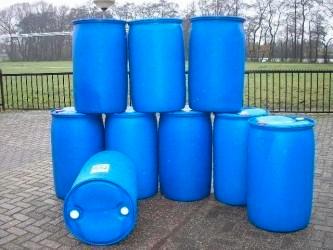 Waterton regenton plastieke vaten 200l liter tonnen