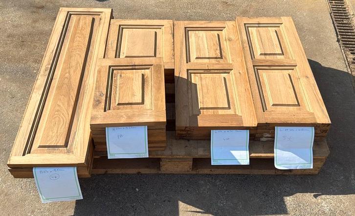 Oude eiken deuren nog af te werken, Huis en Inrichting, Kasten | Roldeurkasten en Archiefkasten, Zo goed als nieuw, Ophalen