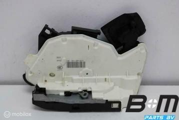 Portierslot linksachter VW Golf Sportsvan 5K4839015Q beschikbaar voor biedingen