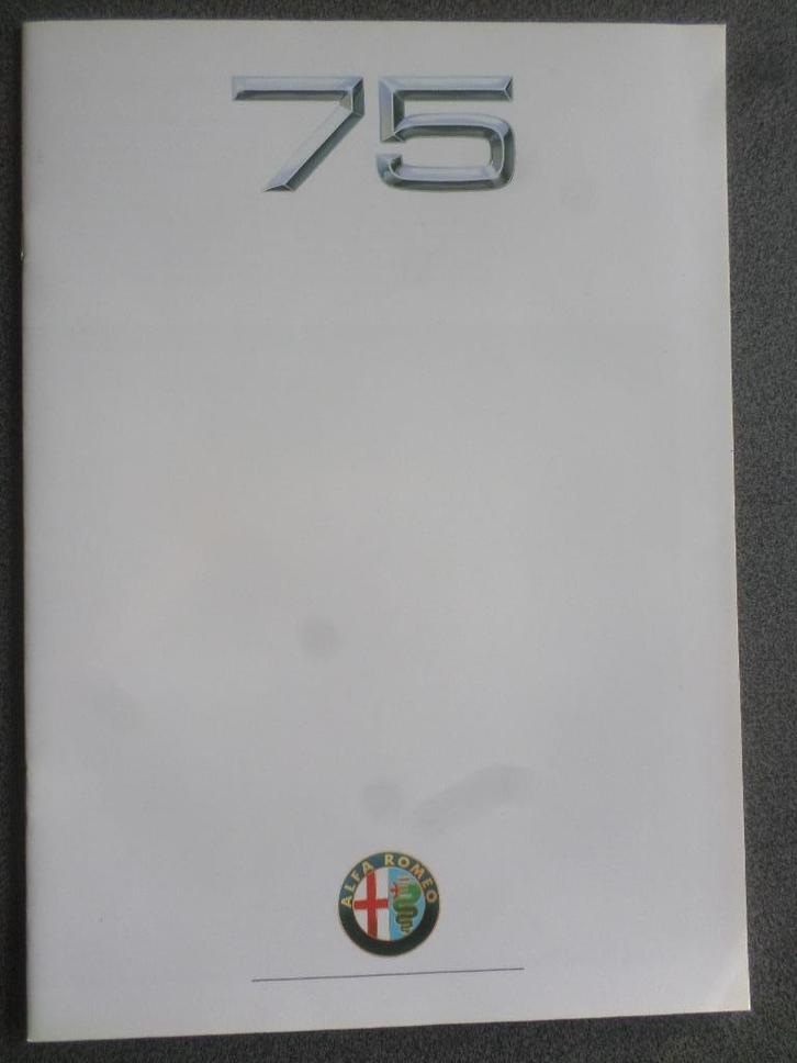 Alfa Romeo  75 WIT 06-1990 brochure, Boeken, Auto's | Folders en Tijdschriften, Alfa Romeo, Ophalen of Verzenden
