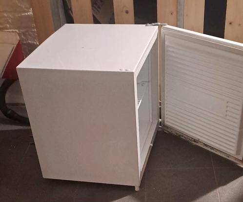 Zanussi 50l diepvries, Elektronische apparatuur, Koelkasten en IJskasten, Zo goed als nieuw, Ophalen