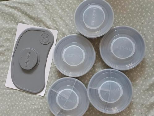 Lot d'assiettes grises Click-Mat Twistshake, Kinderen en Baby's, Babyvoeding en Toebehoren, Nieuw, Ophalen