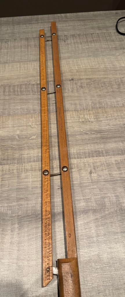 Krantenhouder .1 euro, Ophalen, Zo goed als nieuw