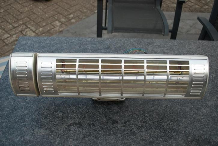 Radiateur de terrasse 220V/2000W avec télécommande, Jardin & Terrasse, Chauffage de terrasse, Comme neuf, Électrique, Mur, Rotatif