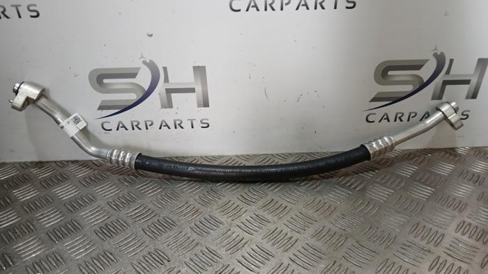 Tuyau clim d'un Mercedes GLA, Autos : Pièces & Accessoires, Autres pièces automobiles, Mercedes-Benz, Utilisé, 3 mois de garantie