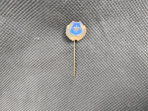 Metalen pin met Belgische Belgische vlag van Congo, Verzamelen, Militaria | Algemeen, Verzenden