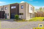 Huis te koop in Ophasselt, 3 slpks, 182 m², Vrijstaande woning, 3 kamers
