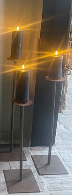 Set van 3 metalen/ roestkleurige vloerkandelaars, Ophalen of Verzenden, Onbekend, Onbekend, Onbekend