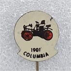 SP0417 Speldje 1901 Columbia rood, Collections, Broches, Pins & Badges, Utilisé, Enlèvement ou Envoi