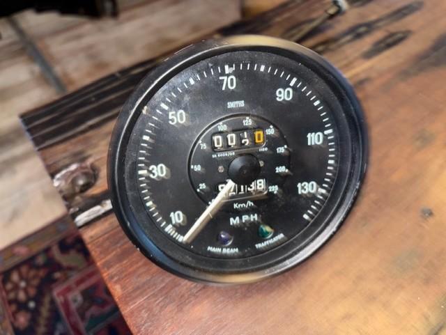 Triumph TR250-6 Mijlenteller, Autos : Divers, Autos divers Autre, Enlèvement