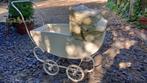 Antieke kinderwagen uit de jaren 50, Ophalen