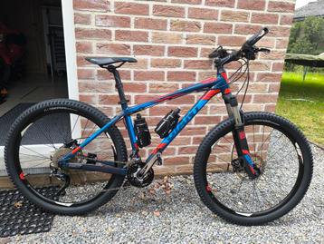 VTT GIANT ALUMINIUM FULL SHIMANO SLX XT 30 VITESSES! NEUF! beschikbaar voor biedingen
