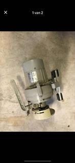 Motor naaimachine 3 phasis, krachtstroom, Enlèvement, Utilisé, Machine à coudre