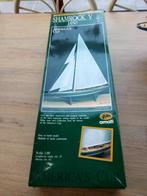 Schaalmodel zeilboot Shamrock V, Hobby en Vrije tijd, Modelbouw | Boten en Schepen, Ophalen, Zo goed als nieuw, 1:50 tot 1:200