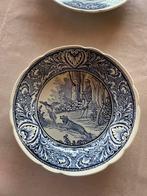 Twee borden en potjes - Delfts porselein gesigneerd., Antiek en Kunst, Antiek | Wandborden en Tegels, Ophalen