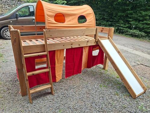 Chambre enfant lit toboggan, Kinderen en Baby's, Kinderkamer | Stapelbedden en Hoogslapers, Zo goed als nieuw, Halfhoogslaper