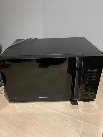 Samsung MS28H5125GK Microgolfoven beschikbaar voor biedingen