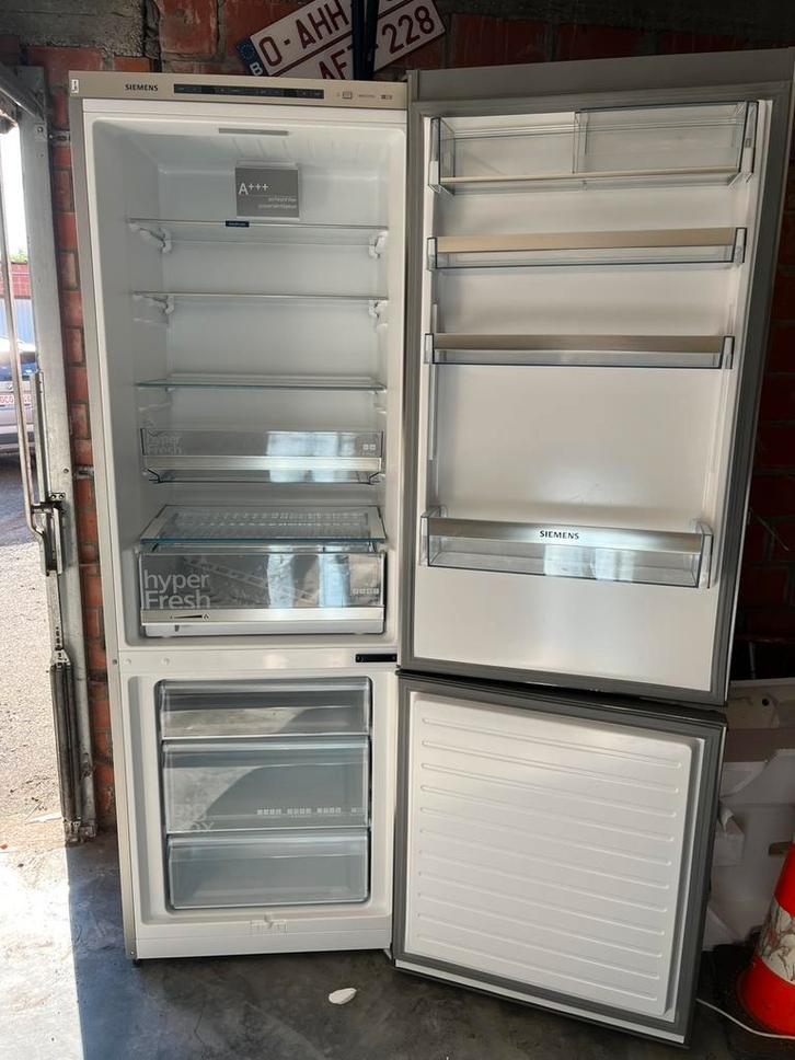 Siemens combi koelkast/vriezer a+++, Elektronische apparatuur, Vriezers en Diepvrieskisten, Zo goed als nieuw, Ophalen