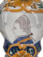 Paire de vases en faïence décor Prince d’Orange – XIXe, Antiquités & Art, Antiquités | Céramique & Poterie, Enlèvement ou Envoi