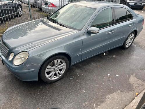 Mercedes E200 cdi, Auto's, Mercedes-Benz, Particulier, E-Klasse, Diesel, Euro 4, Berline, 4 deurs, Handgeschakeld, Overige kleuren