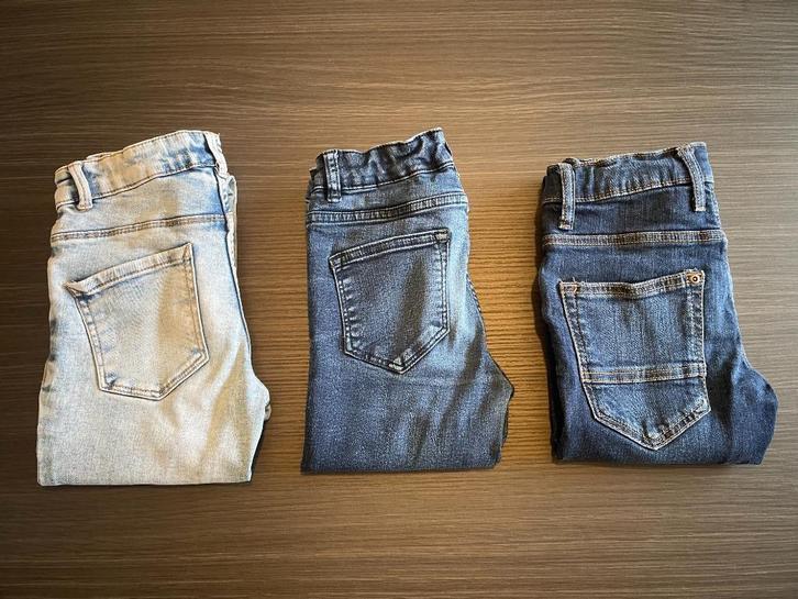 3 jeansbroeken - Maat 140, Kinderen en Baby's, Kinderkleding | Maat 140, Gebruikt, Jongen of Meisje, Broek, Ophalen of Verzenden