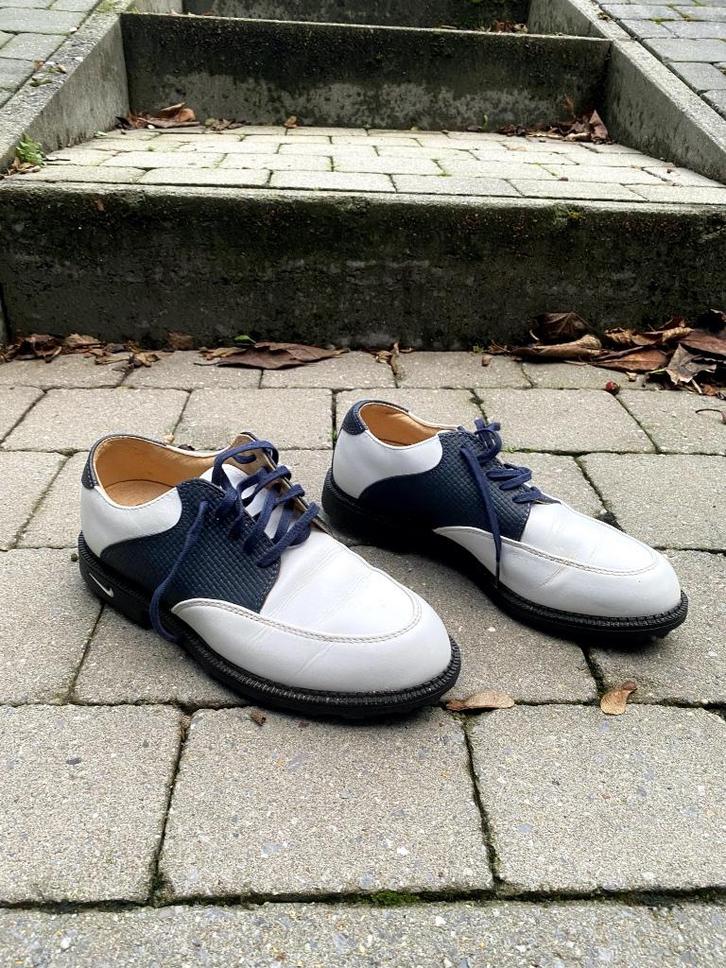 Chaussures de golf Nike pour femme 37,5, Sport en Fitness, Golf, Gebruikt, Schoenen, Overige merken, Ophalen