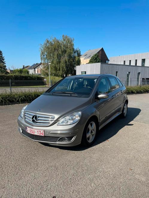 Mercedes B180 automatique 206 700km, Autos, Mercedes-Benz, Particulier, Classe B, Diesel, Euro 4, 5 portes, Automatique, Autre