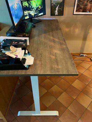 [NIEUWPRIJS €400] Elektronische Hoog-laag Bureau beschikbaar voor biedingen