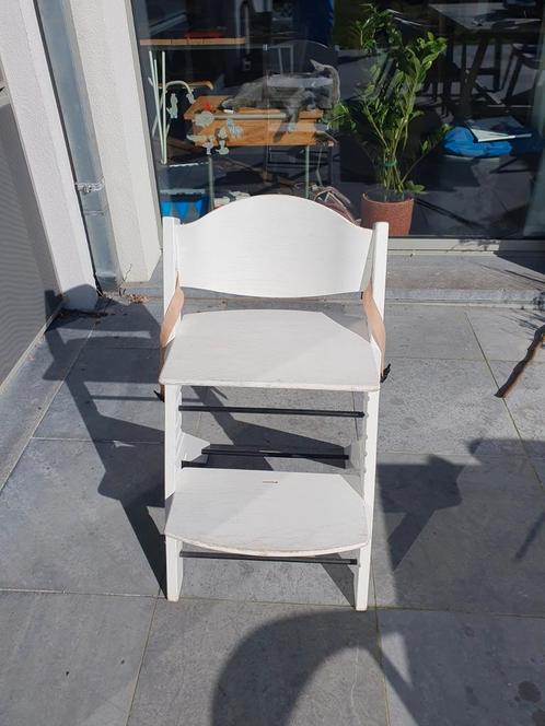 Treppy Eetstoel met verkleinkussen en speelblad, Kinderen en Baby's, Kinderstoelen, Zo goed als nieuw, Ophalen