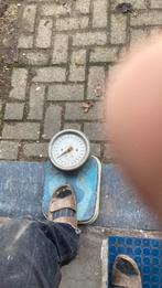 Oude pers weegschaal, Elektronische apparatuur, Weegschalen, Ophalen, Gebruikt