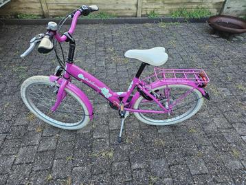 Sportieve meisjesfiets 22 inch BFK beschikbaar voor biedingen