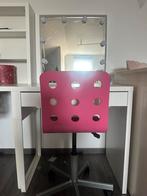 Bureau/ make up tafel met stoe, Ophalen, Zo goed als nieuw, Bureau
