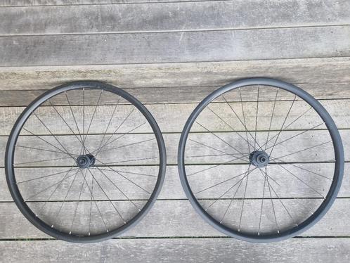 Gravel - Race wielset Bontrager, Fietsen en Brommers, Fietsonderdelen, Zo goed als nieuw, Racefiets, Wiel, Ophalen