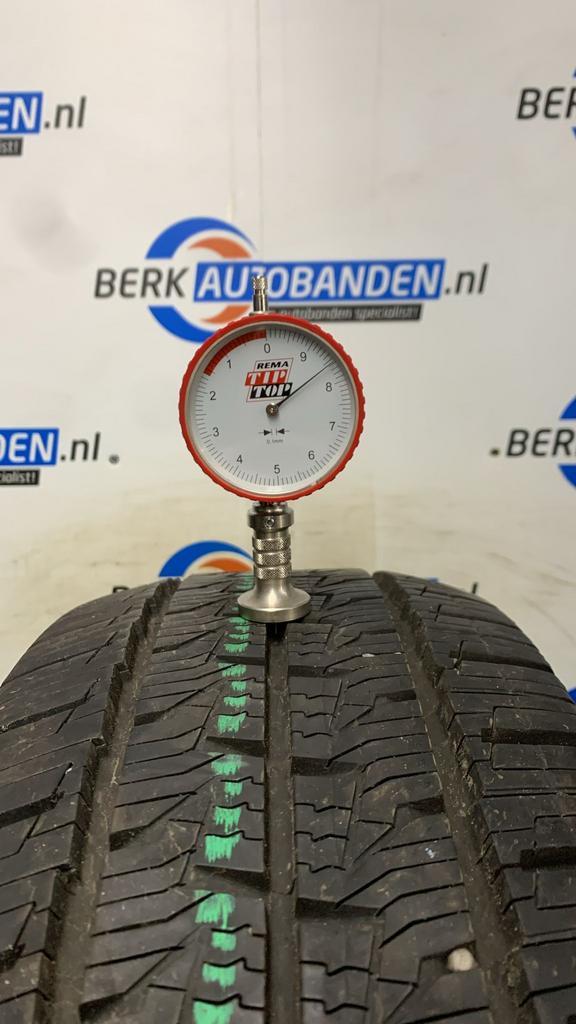 2x Continental Vancontact 4 Season MO-V 205/65 R16C 109/107T, Auto-onderdelen, Banden en Velgen, Band(en), All Season, 16 inch