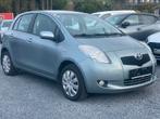 TOYOTA YARIS 1.3 Benzine 88000km, Auto's, Toyota, Voorwielaandrijving, Stof, 50 kW, Zwart