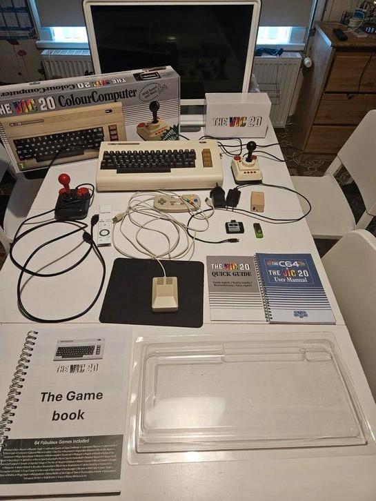 Ready64 RGL THE VIC20 maxi XXL, Computers en Software, Vintage Computers, Ophalen