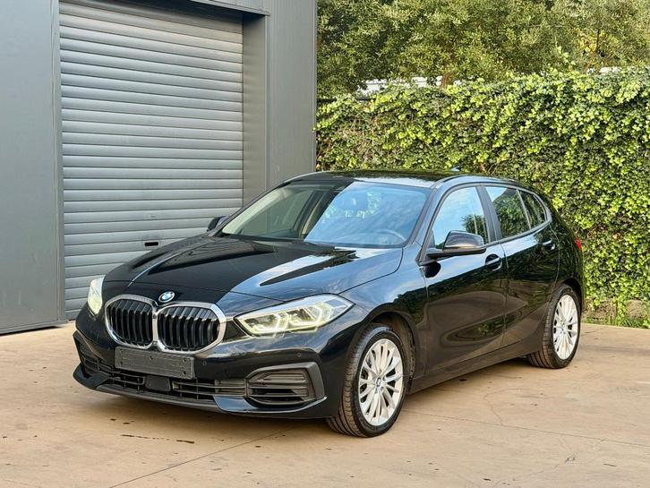 BMW 118 i Aut. LED/ Lane-assist/Navi/Carplay/12 m Garantie, Auto's, BMW, Bedrijf, Te koop, 1 Reeks, ABS, Adaptieve lichten, Airbags