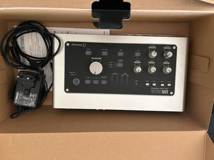 Steinberg UR28M audio-interface & monitor controller, Muziek en Instrumenten, Mengpanelen, Zo goed als nieuw, Ophalen