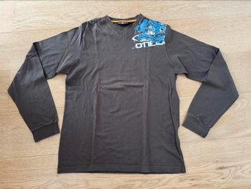 Kaki T-shirt met lange mouwen en patronen beschikbaar voor biedingen