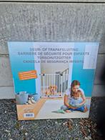 Nouvelle porte d'escalier, Enlèvement