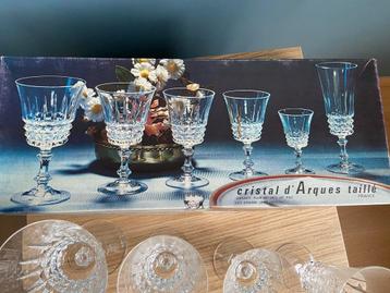 48 kristallen glazen Cristal d’Arques taillé Tuileries beschikbaar voor biedingen
