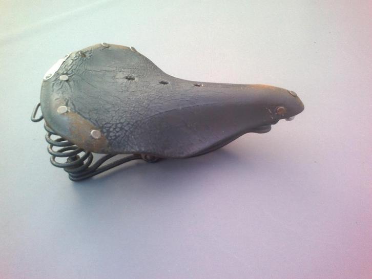 Oud lederen Brooks zadel., Fietsen en Brommers, Fietsonderdelen, Gebruikt, Oldtimer, Zadel, Ophalen of Verzenden